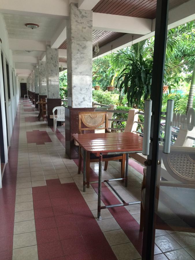 Coconut House Chaweng Hotel เกาะสมุย ภายนอก รูปภาพ
