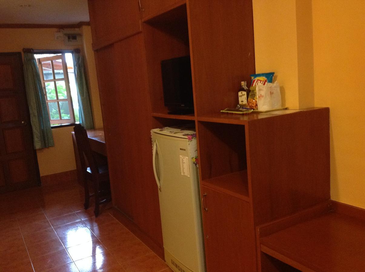 Coconut House Chaweng Hotel เกาะสมุย ภายนอก รูปภาพ
