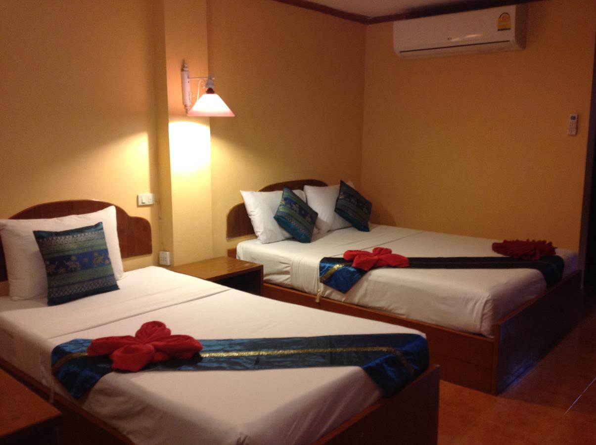Coconut House Chaweng Hotel เกาะสมุย ภายนอก รูปภาพ