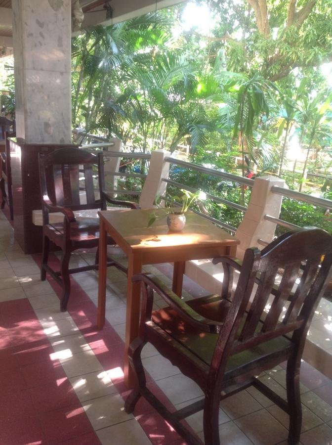 Coconut House Chaweng Hotel เกาะสมุย ภายนอก รูปภาพ