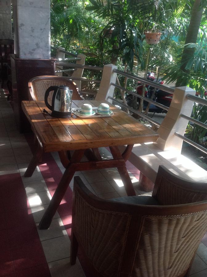 Coconut House Chaweng Hotel เกาะสมุย ภายนอก รูปภาพ