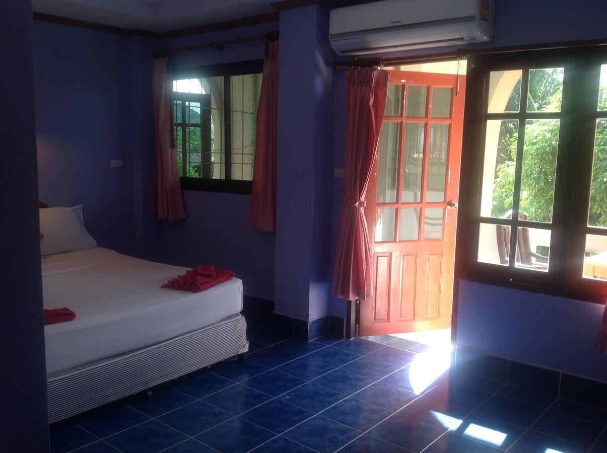 Coconut House Chaweng Hotel เกาะสมุย ภายนอก รูปภาพ