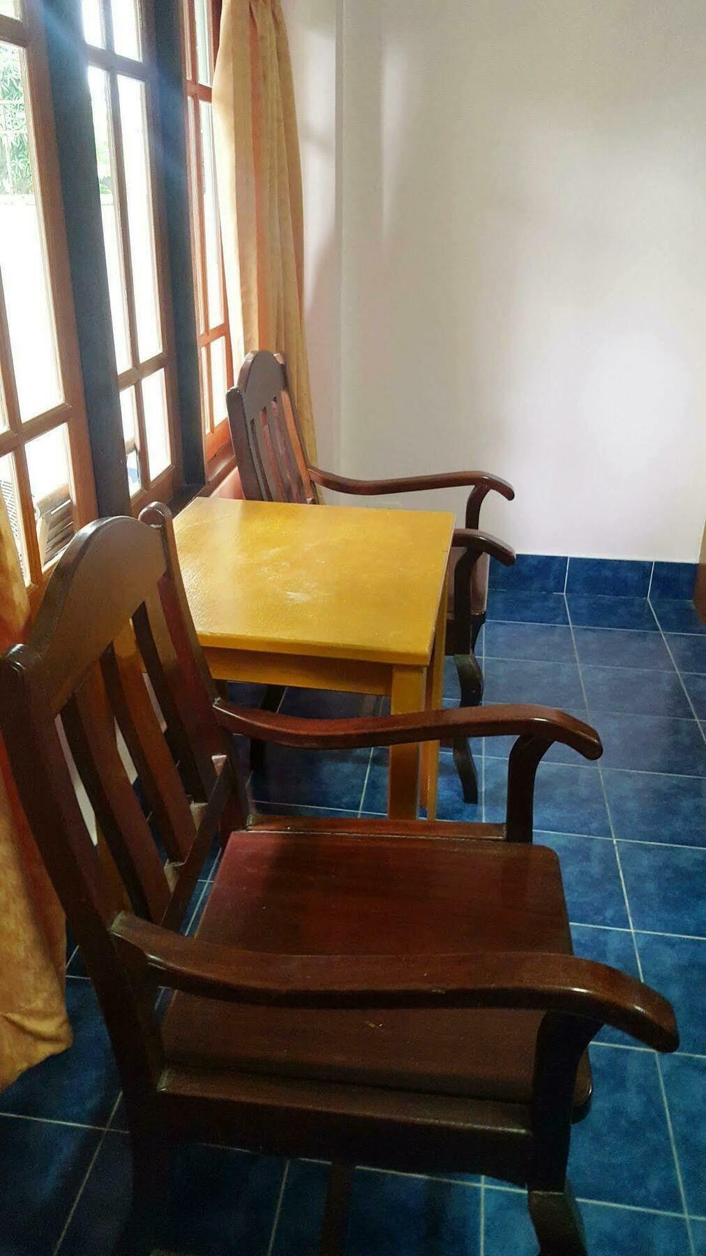 Coconut House Chaweng Hotel เกาะสมุย ภายนอก รูปภาพ